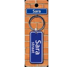 Paper Dreams Sleutelhanger Straatnaam Sara 9 Cm Staal Blauw