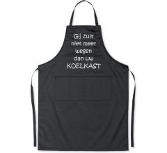GIJ zult niet meer wegen dan uw KOELKAST - Luxe Schort Keukenschort met tekst - Zwart